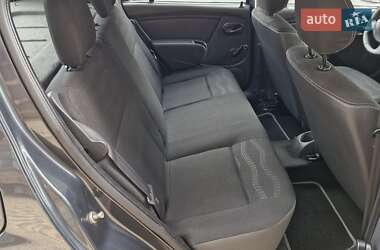 Внедорожник / Кроссовер Dacia Sandero StepWay 2010 в 