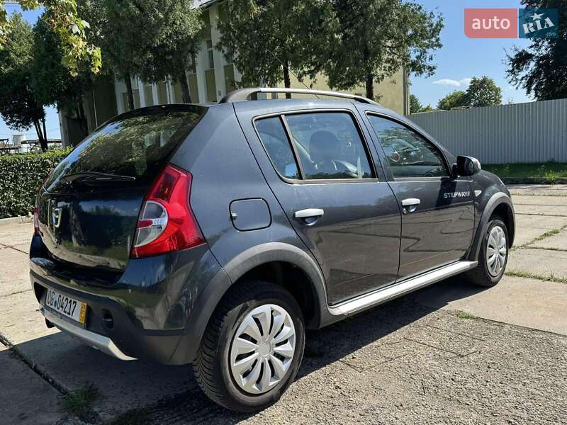 Внедорожник / Кроссовер Dacia Sandero StepWay 2012 в Стрые фото 11 Внедорожник / Кроссовер Dacia Sandero StepWay 2012 в Стрые