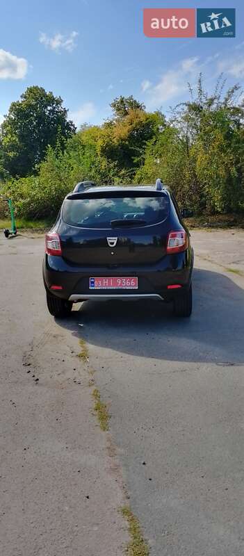 Внедорожник / Кроссовер Dacia Sandero StepWay 2013 в Чернигове