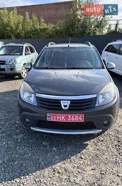 Позашляховик / Кросовер Dacia Sandero StepWay 2010 в Луцьку