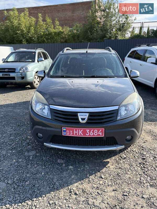 Внедорожник / Кроссовер Dacia Sandero StepWay 2010 в 