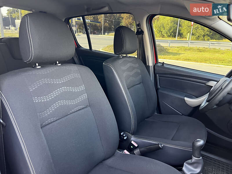 Внедорожник / Кроссовер Dacia Sandero StepWay 2009 в Полтаве