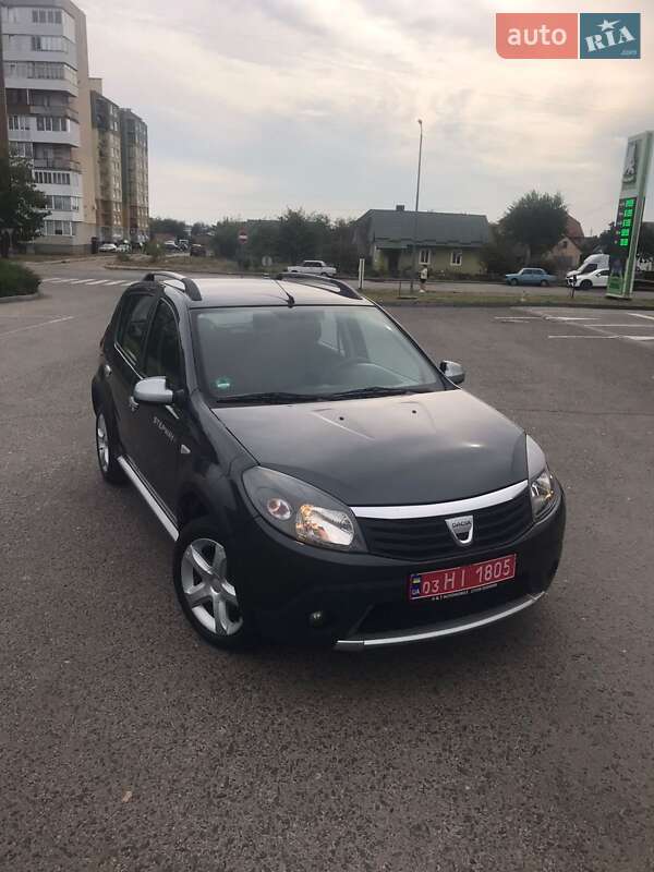 Внедорожник / Кроссовер Dacia Sandero StepWay 2010 в Ковеле