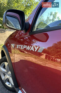 Внедорожник / Кроссовер Dacia Sandero StepWay 2012 в 