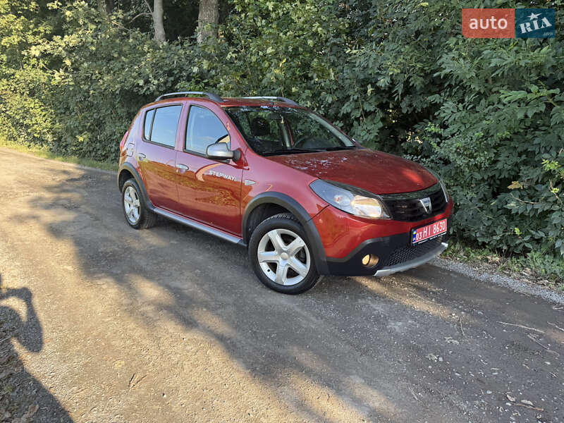 Внедорожник / Кроссовер Dacia Sandero StepWay 2011 в 