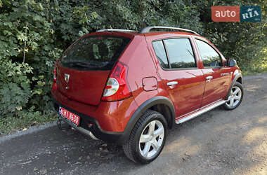 Внедорожник / Кроссовер Dacia Sandero StepWay 2011 в 