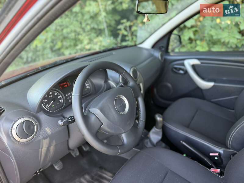 Внедорожник / Кроссовер Dacia Sandero StepWay 2011 в Ровно