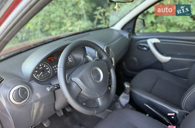 Внедорожник / Кроссовер Dacia Sandero StepWay 2011 в 