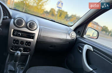 Внедорожник / Кроссовер Dacia Sandero StepWay 2011 в 