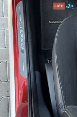 Внедорожник / Кроссовер Dacia Sandero StepWay 2011 в 