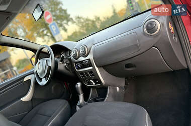 Внедорожник / Кроссовер Dacia Sandero StepWay 2011 в 