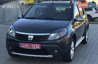 Внедорожник / Кроссовер Dacia Sandero StepWay 2010 в 