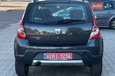 Внедорожник / Кроссовер Dacia Sandero StepWay 2010 в 