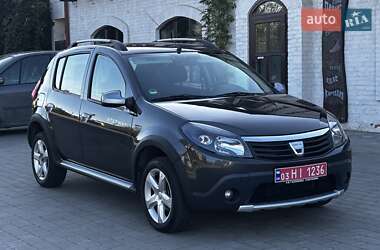 Внедорожник / Кроссовер Dacia Sandero StepWay 2010 в 
