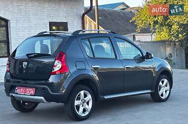 Внедорожник / Кроссовер Dacia Sandero StepWay 2010 в 