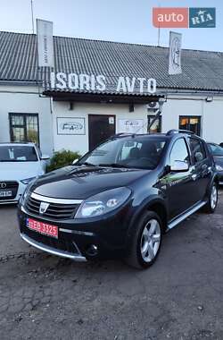 Внедорожник / Кроссовер Dacia Sandero StepWay 2009 в 