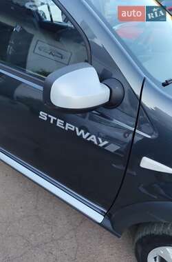 Внедорожник / Кроссовер Dacia Sandero StepWay 2009 в 
