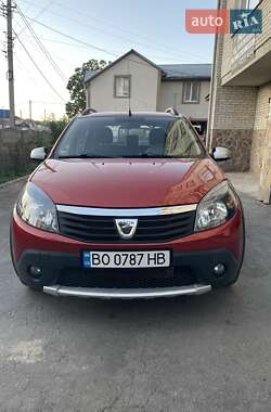 Внедорожник / Кроссовер Dacia Sandero StepWay 2010 в 