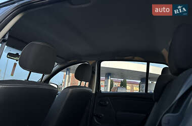 Внедорожник / Кроссовер Dacia Sandero StepWay 2011 в 