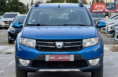 Внедорожник / Кроссовер Dacia Sandero StepWay 2013 в 