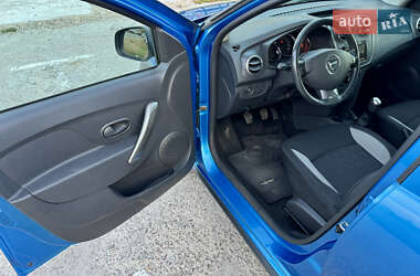 Внедорожник / Кроссовер Dacia Sandero StepWay 2013 в 