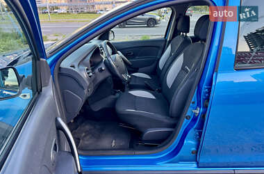 Внедорожник / Кроссовер Dacia Sandero StepWay 2013 в 