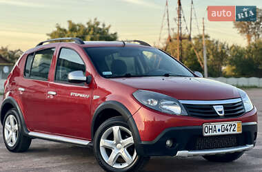 Внедорожник / Кроссовер Dacia Sandero StepWay 2011 в Кролевце