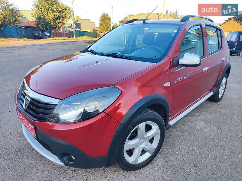 Внедорожник / Кроссовер Dacia Sandero StepWay 2011 в Глухове