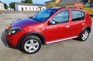 Позашляховик / Кросовер Dacia Sandero StepWay 2011 в Глухові