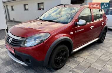 Внедорожник / Кроссовер Dacia Sandero StepWay 2012 в Чернигове