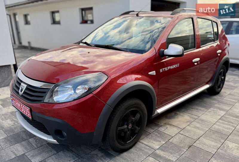 Dacia Sandero StepWay 2012