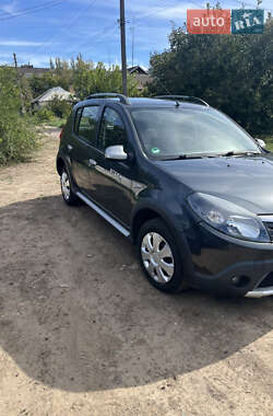 Внедорожник / Кроссовер Dacia Sandero StepWay 2010 в 