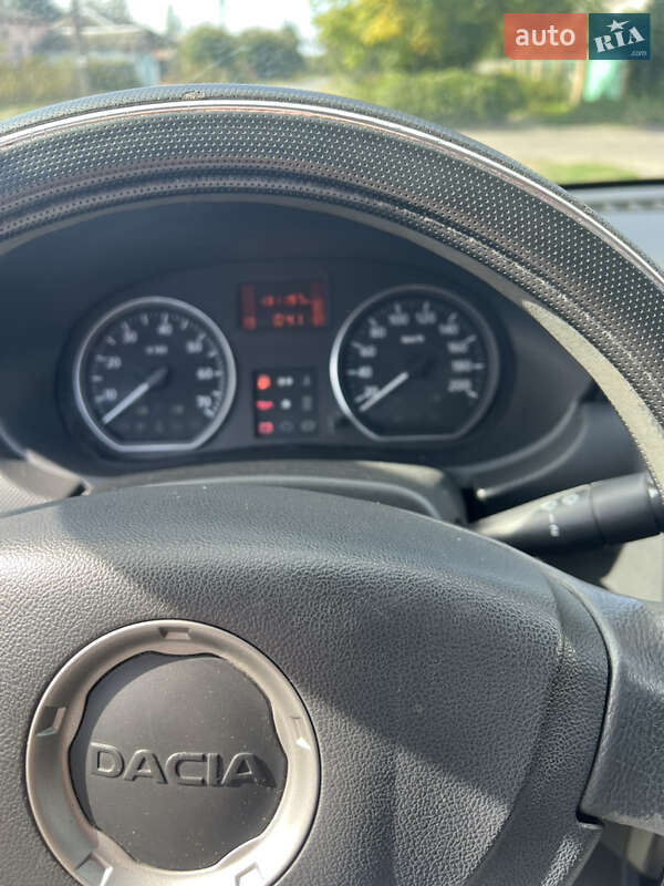 Внедорожник / Кроссовер Dacia Sandero StepWay 2010 в Марганце