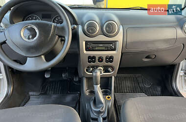 Внедорожник / Кроссовер Dacia Sandero StepWay 2011 в 