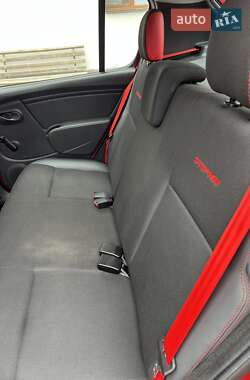 Внедорожник / Кроссовер Dacia Sandero StepWay 2012 в 