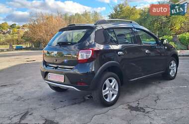 Внедорожник / Кроссовер Dacia Sandero StepWay 2013 в 
