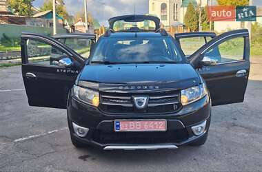 Внедорожник / Кроссовер Dacia Sandero StepWay 2013 в 
