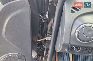 Внедорожник / Кроссовер Dacia Sandero StepWay 2013 в 
