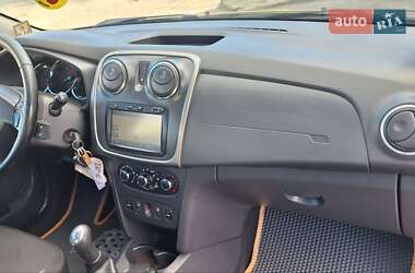 Внедорожник / Кроссовер Dacia Sandero StepWay 2013 в 