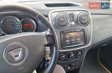 Внедорожник / Кроссовер Dacia Sandero StepWay 2013 в 