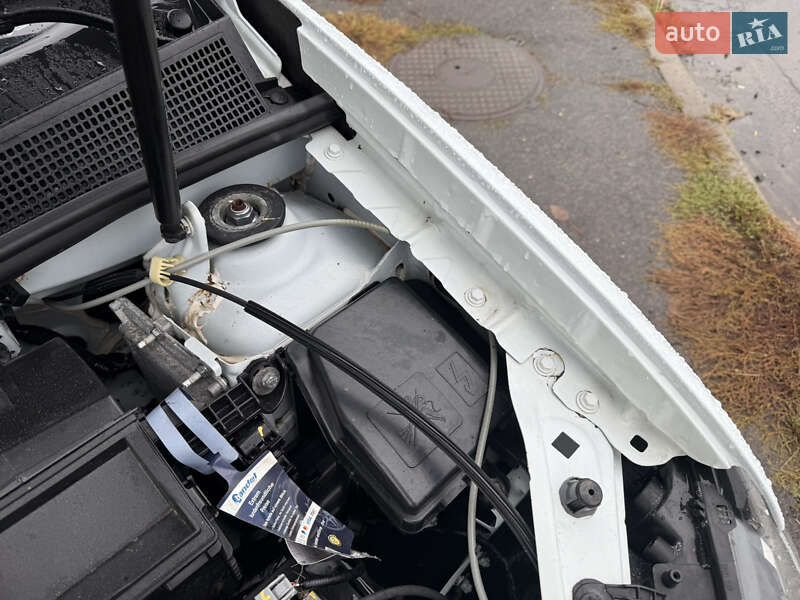 Позашляховик / Кросовер Dacia Sandero StepWay 2015 в Нововолинську фото 24 Позашляховик / Кросовер Dacia Sandero StepWay 2015 в Нововолинську