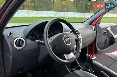 Позашляховик / Кросовер Dacia Sandero StepWay 2012 в 
