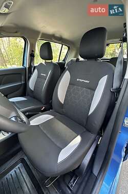 Позашляховик / Кросовер Dacia Sandero StepWay 2016 в 