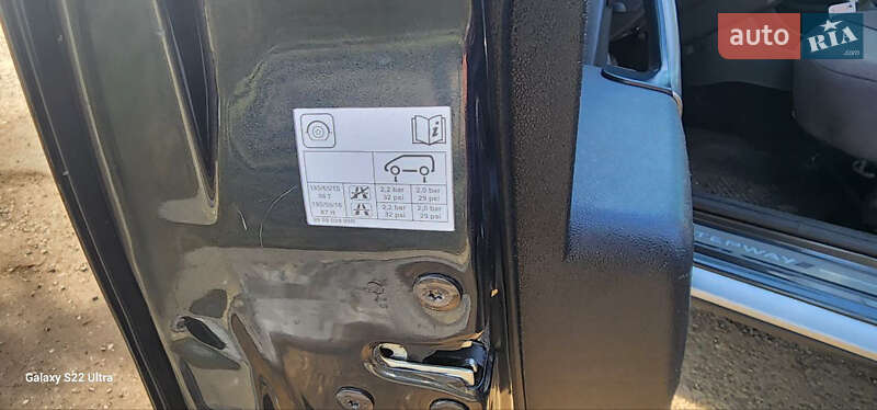 Позашляховик / Кросовер Dacia Sandero StepWay 2011 в Львові фото 30 Позашляховик / Кросовер Dacia Sandero StepWay 2011 в Львові