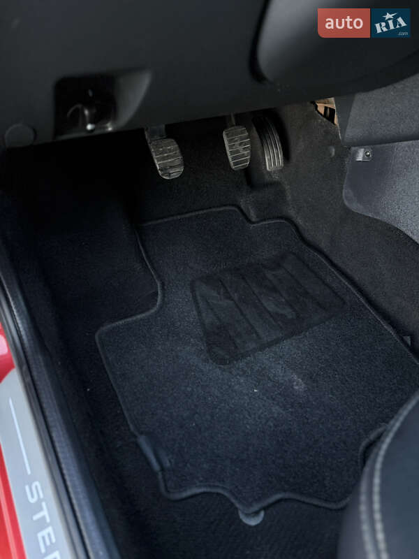 Позашляховик / Кросовер Dacia Sandero StepWay 2009 в Володимирі фото 52 Позашляховик / Кросовер Dacia Sandero StepWay 2009 в Володимирі