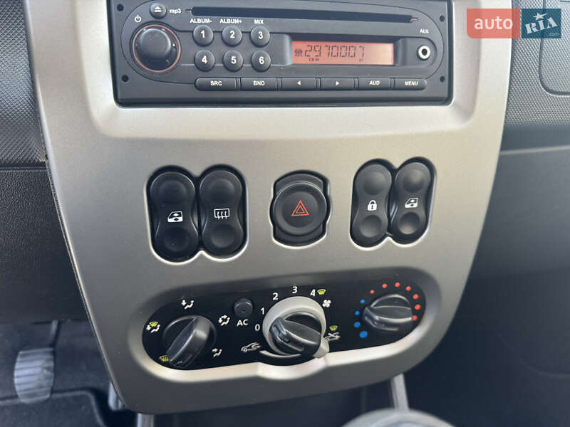 Внедорожник / Кроссовер Dacia Sandero StepWay 2012 в Стрые фото 21 Внедорожник / Кроссовер Dacia Sandero StepWay 2012 в Стрые