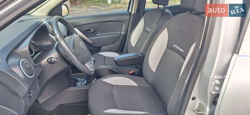 Внедорожник / Кроссовер Dacia Sandero StepWay 2013 в Новоархангельске фото 46 Внедорожник / Кроссовер Dacia Sandero StepWay 2013 в Новоархангельске