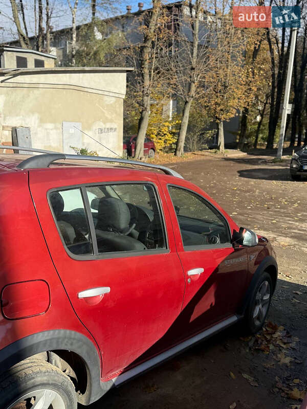 Позашляховик / Кросовер Dacia Sandero StepWay 2010 в Львові