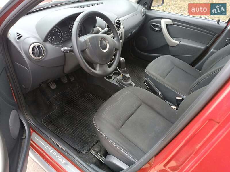Внедорожник / Кроссовер Dacia Sandero StepWay 2010 в Ровно