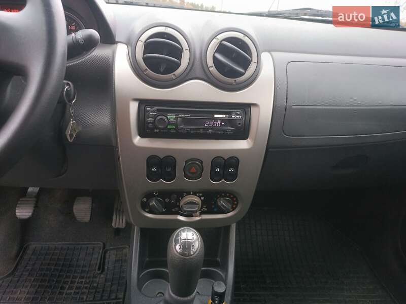 Внедорожник / Кроссовер Dacia Sandero StepWay 2010 в Ровно